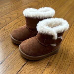 Cozy Brown Kids Boots
